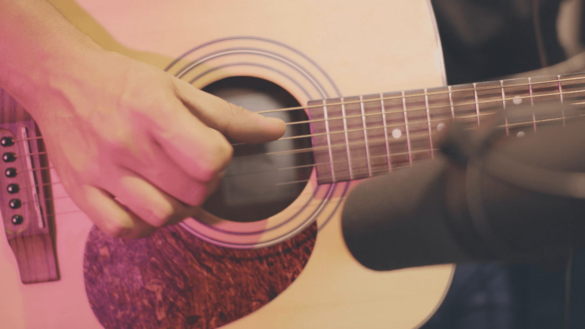 This is the featured image of the Get a Realistic Acoustic Guitar Sound (Part 1) blog article.