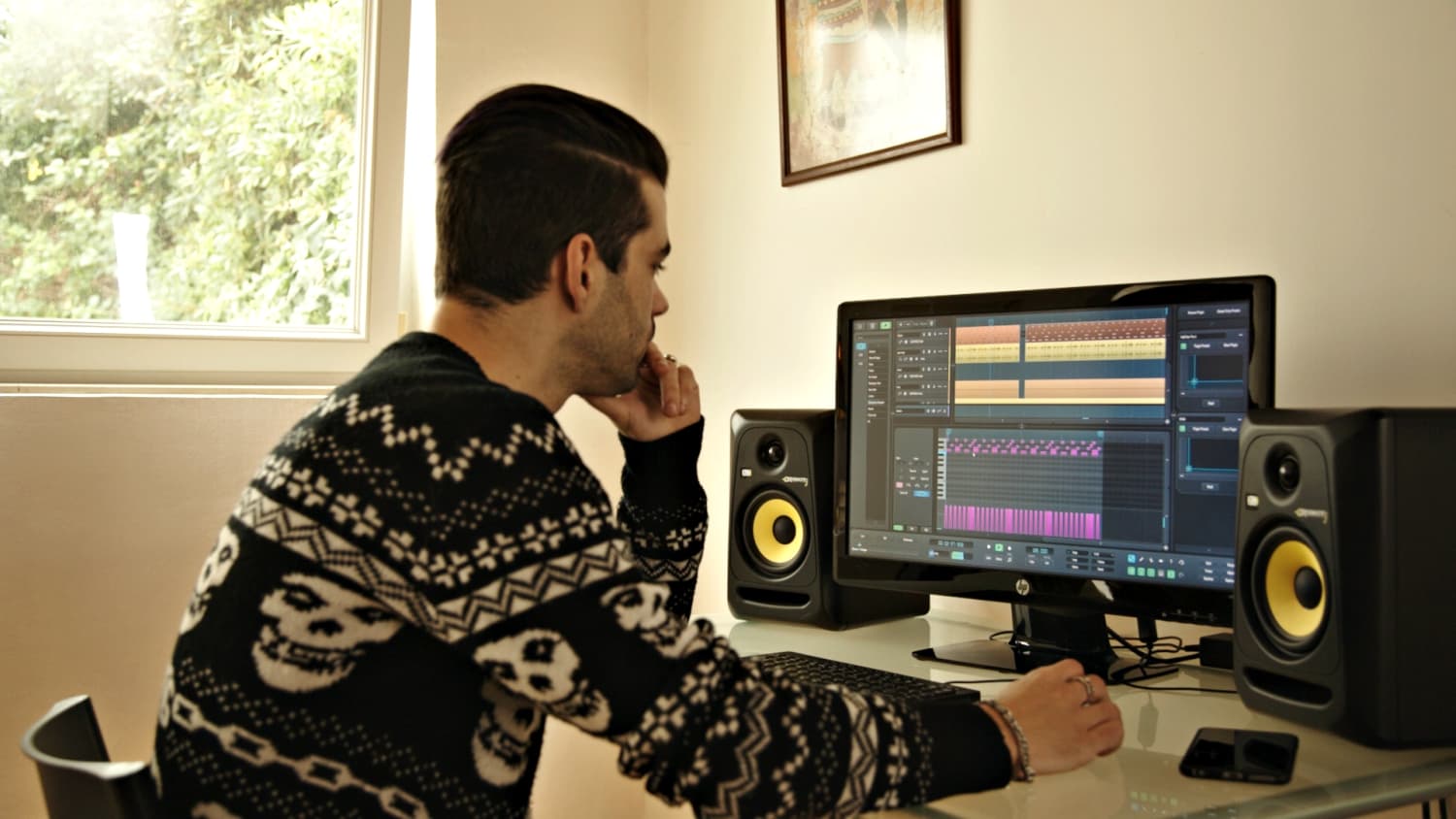 This is the featured image of the An Alternative Way to Vitalize Your Bass blog article.