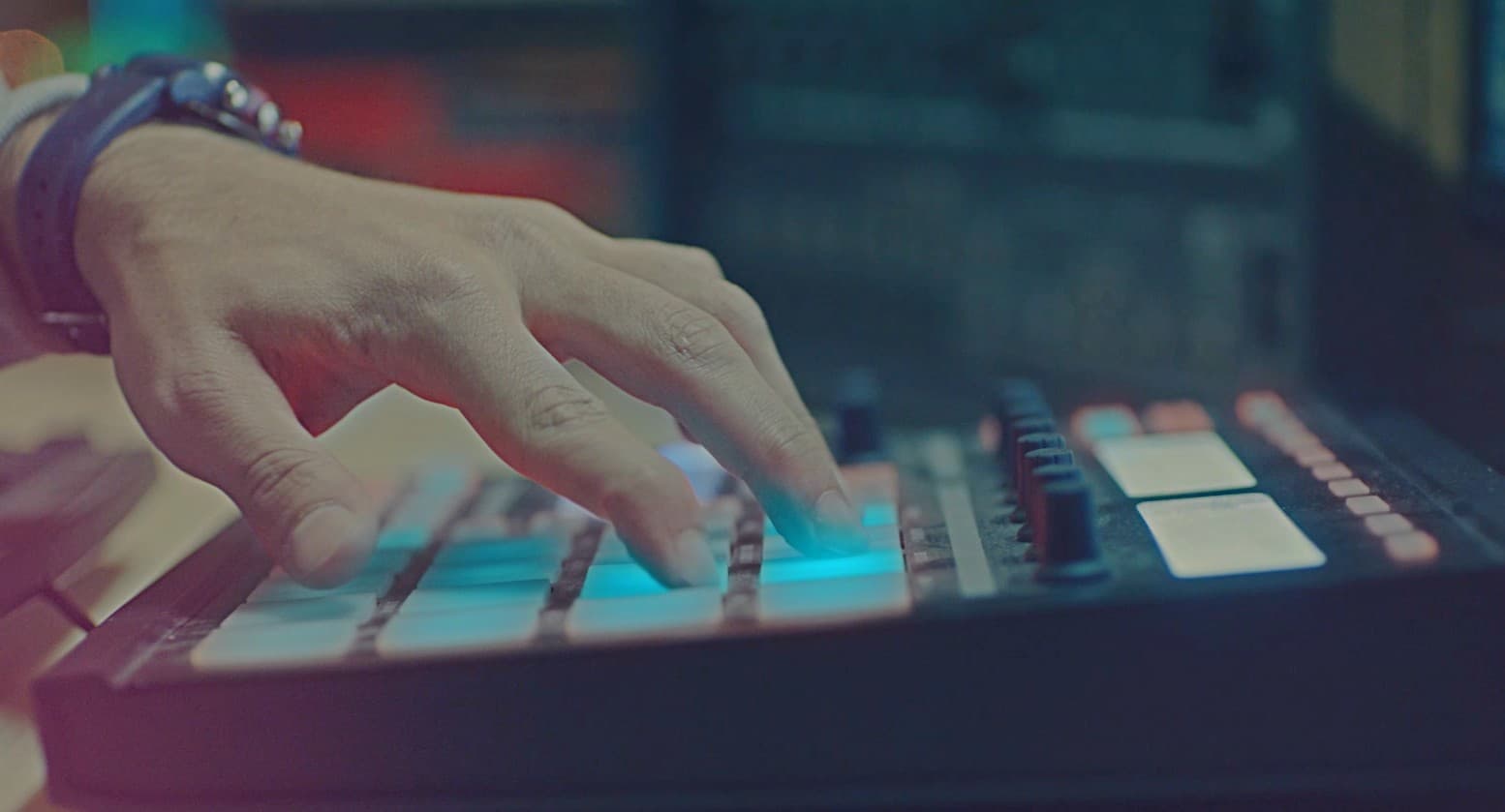 This is the featured image of the Create Your Unique Drum Fill blog article.